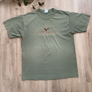 Vintage 90’s Green Victoria Canada Eagle Graphic T-Shirt